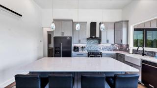 Luxury Hill Country Family Stay Hot Tub Scenic Views - 8