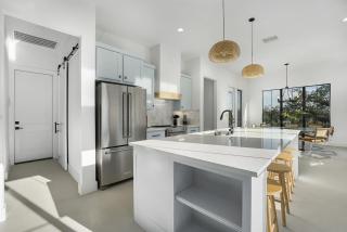 Heated Pool for Family Retreat Grill Loungers & Views - 8