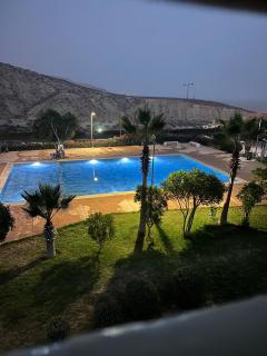 Appartement vue sur piscine et jardin - 0