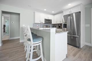 Steps to Sand – 2BR Beach Vibes + Bikes & BBQ - 3