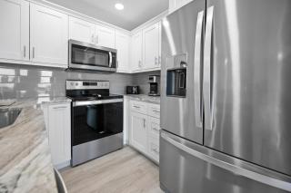 Steps to Sand – 2BR Beach Vibes + Bikes & BBQ - 1