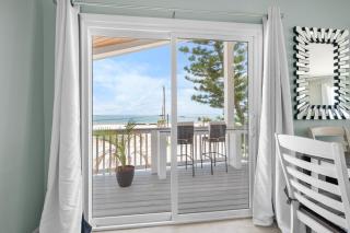 Elevated Beach Vibes – Bikes, Beach, Views - 5