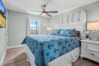 Elevated Beach Vibes – Bikes, Beach, Views - 1