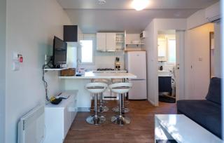 2 Bedroom Cozy Stacaravan In Obrovac - 6