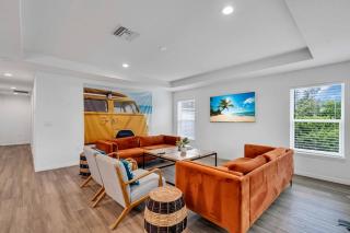 Massive Oasis, 2 Private Pools, Hot Tub Sleep16 - 1