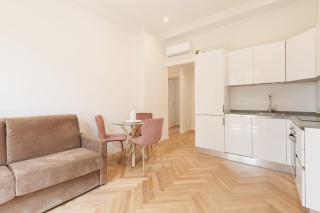 Stylish Flat Porta Romana e Bocconi - 0