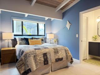 Admiralty Villas – Bayside Modern 2BR Retreat - 3