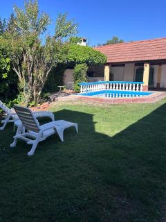 Casa en Chacras de Coria, cerca de bodegas - 0