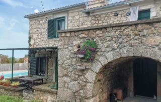 Gorgeous Home In Dobrinj - 1