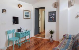 Gorgeous Home In Dobrinj - 7