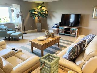 Manasota Key Gem - Pool and Hot Tub - Beach Views - 0