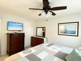 Sunburst Escape w/ Heated Pool, Dock & Beach - 2