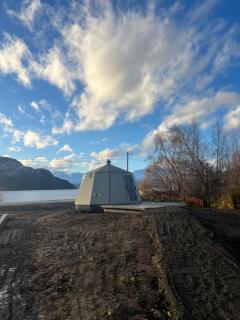 Northern Lights AuroraHut Lyngenfjord, by Alpan Apartments - 1