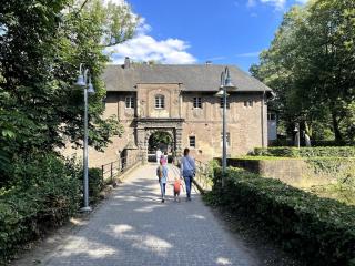 Modern house with garden - 20minutes to Düsseldorf - 6