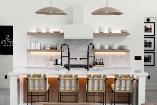 Heated Infinity Pool & Hot Tub Stunning Views for the Family - 8