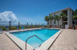 2BR Sandpiper Key – Bright, Stylish & Coastal - 9