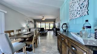 2BR Sandpiper Key - Walk to Beach & Dining - 4