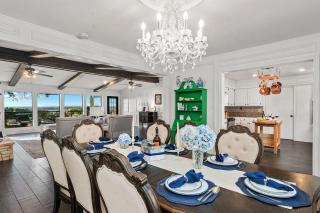 Lux Family Home Hot Tub Mini Golf Game Room & Views - 6