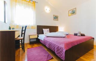 Lovely Apartment In Omis With Wifi - 6