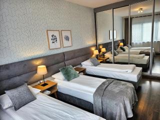 NEW Apartamenty Arkadia, VisitWarsaw Apartments - 0