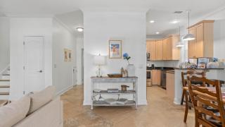 Coral By AvantStay Gorgeous Three Story Home w Two Balconies - 1