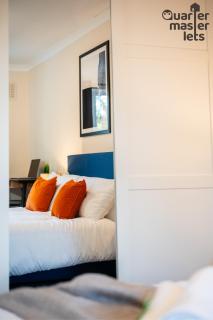 3 Bedroom House that Sleeps 6 - 8