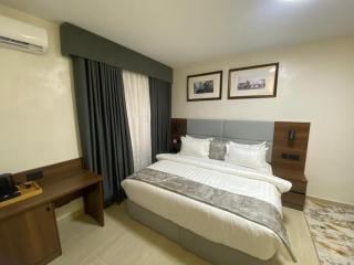 Five Clover Hotel, Ilupeju - 9