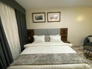 Five Clover Hotel, Ilupeju - 3