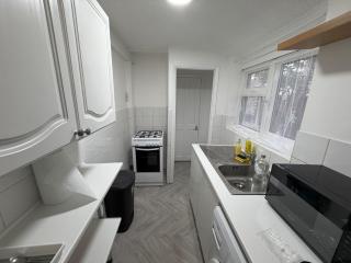 Central Luton, Guest House - 7