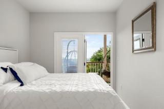 Close to River Shared Family Pool Wurstfest Ready - 5