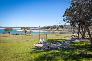 Waterfront Deck Fishing Canyon Lake Family Vacation - 6