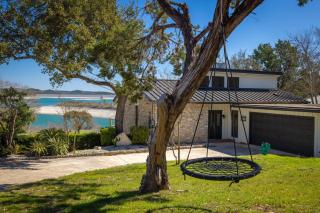 Waterfront Deck Fishing Canyon Lake Family Vacation - 5