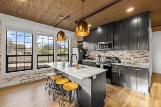 The Loft 10 - Steps from the Lake & Dining- Newly renovated in the heart of McCall - 5