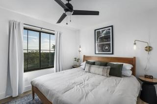 Scenic Views Heated Pools 2 Homes Sleeps 16 - 9