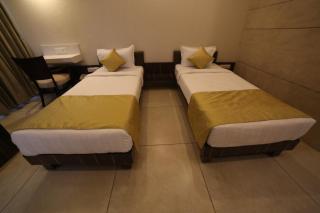 Hotel Arizona Inn - 2