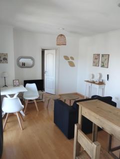 MoraSuite, dpto de categoría, céntrico, con ascensor, balcón y vistas a las sierras - 0