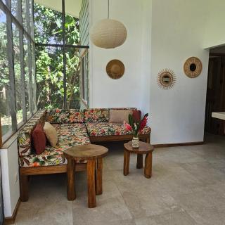 La Rana De Cahuita - 5