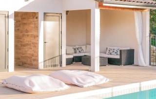 2 Bedroom Gorgeous Home In Allan - 1