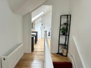 Cosy 3 Bedroom Flat, Hackney Central - 5