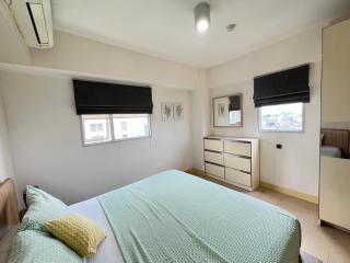 Cozy 2 BR, The Wave Apartment, Epicentrum/Rasuna Said - 9