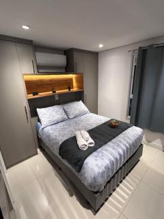 Flat luxuoso novo com ar condicionado e cozinha completa - Centro - 8