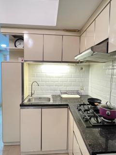 Cozy 2 BR, The Wave Apartment, Epicentrum/Rasuna Said - 1