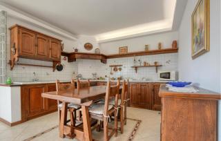 Pet Friendly Apartment In Rapallo With Wifi - 7