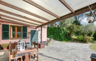 Pet Friendly Apartment In Rapallo With Wifi -  - 2