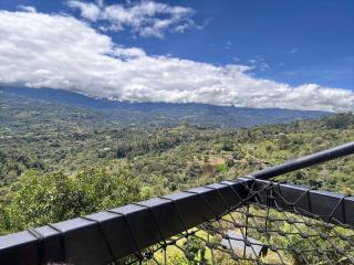 Luna Menguante Refugio de Silencio y Renovación - 3