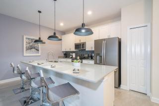 4993FP TOWNHOUSE 4 BEDROOMS & 3 BATHROOMS + POOL - 5