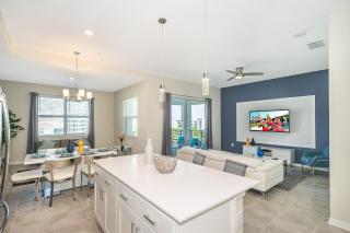 3180-405DC STOREY LAKE, CONDO 2/2 POOL VIEW - 0