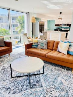 Island Beach Club - steps to the Gulf! - 0