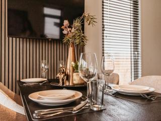 Stylish Holiday Home with Garden Space - 2