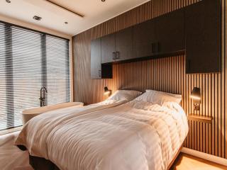 Stylish Holiday Home with Garden Space - 8